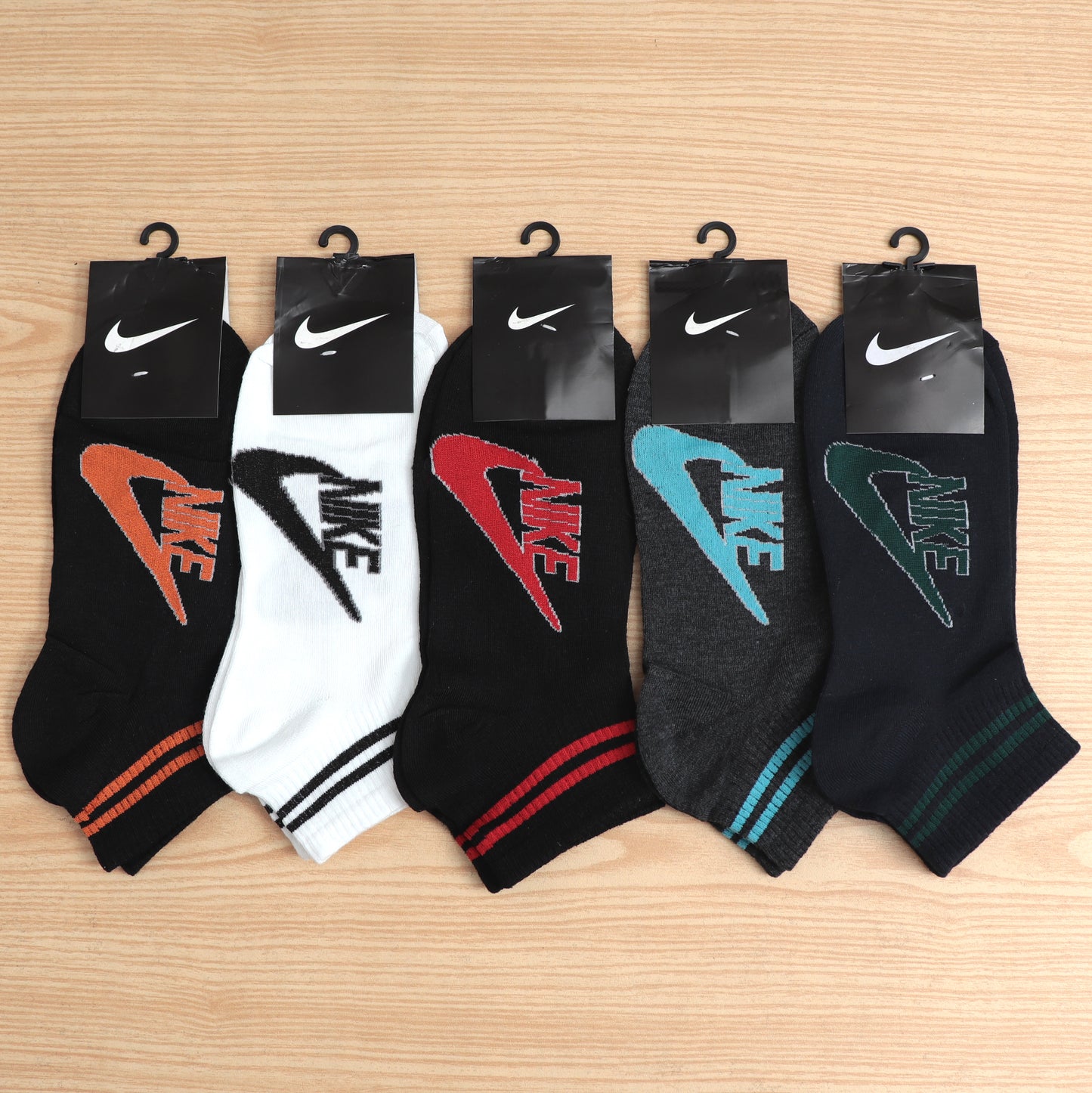 SKS-A1-BUNDLE OFFER 4 PACKS OF "PACK OF 5" IMPORTED ANKLE SOCKS (20 PAIRS)